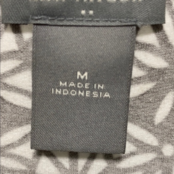 Ann Taylor brown and white top 95 % cotton Sz M - Picture 2 of 4